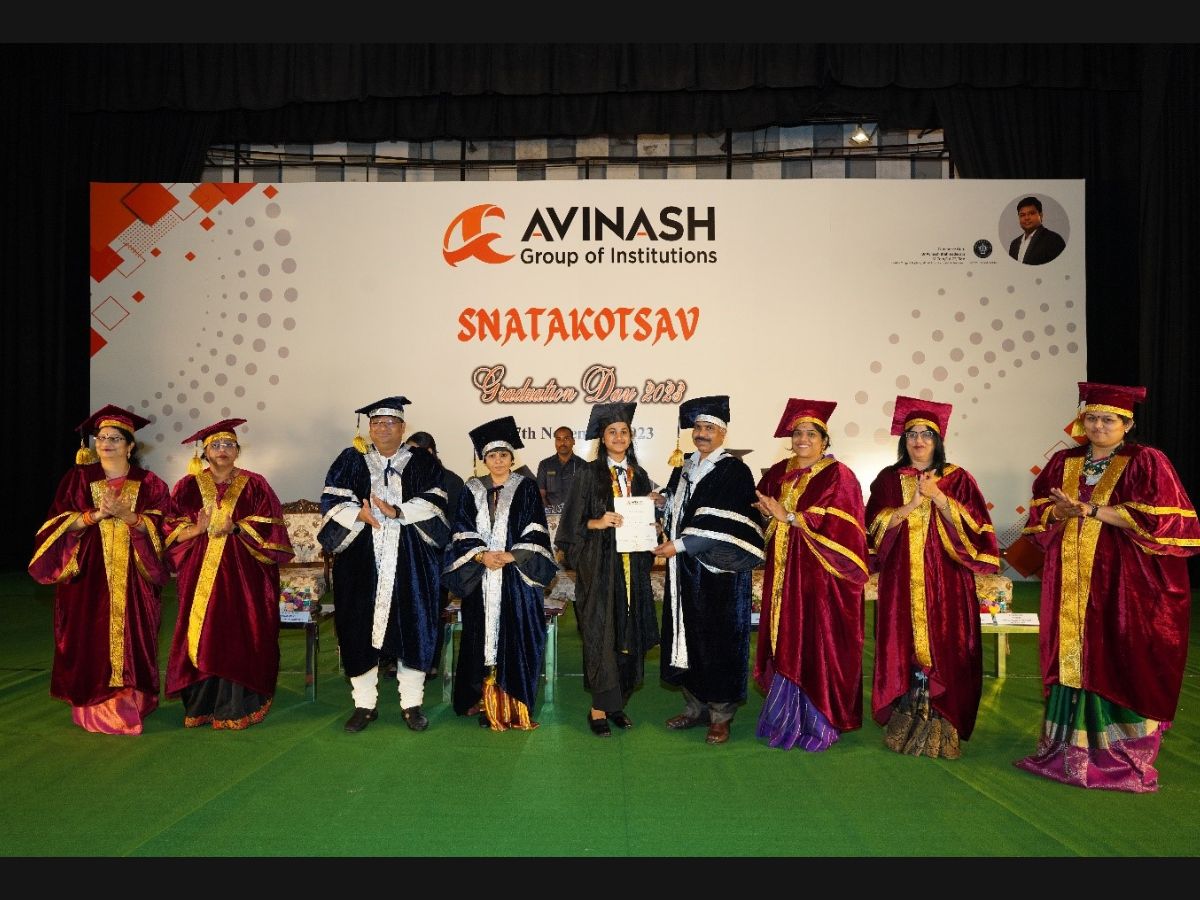 Avinash College of Commerce Graduation Ceremony – “SNATAKOTSAV”: November 27, 2023